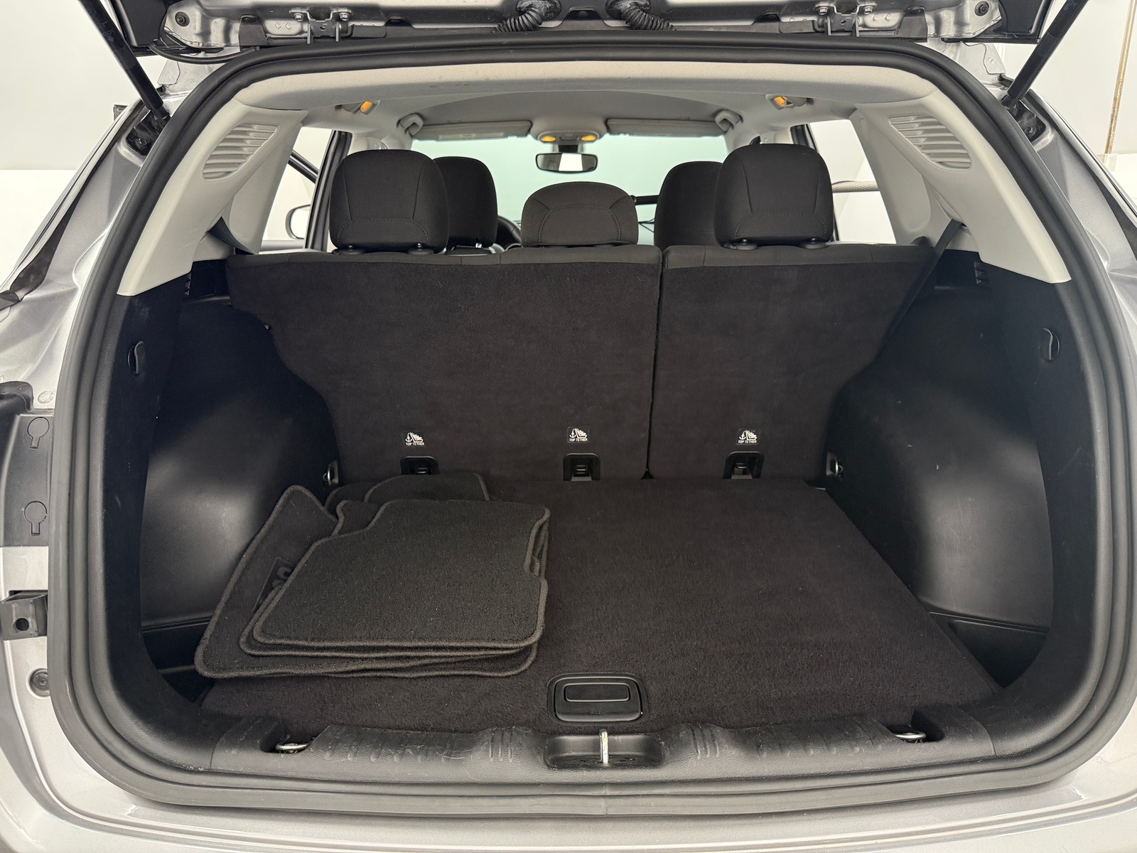 Thumbnail: 2018 Jeep Compass - 7