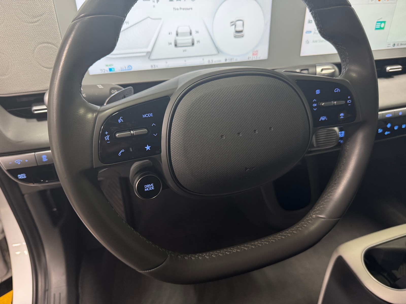 Thumbnail: 2022 Hyundai Ioniq 5 - 5