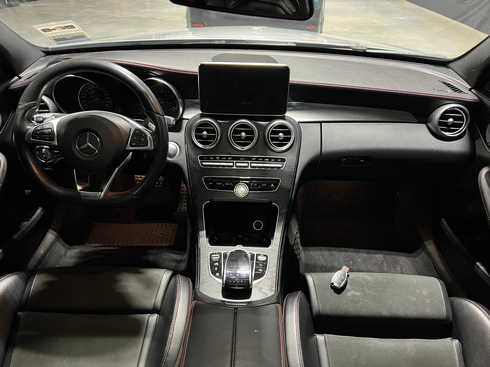 Thumbnail: 2017 Mercedes-Benz C-Class - 2