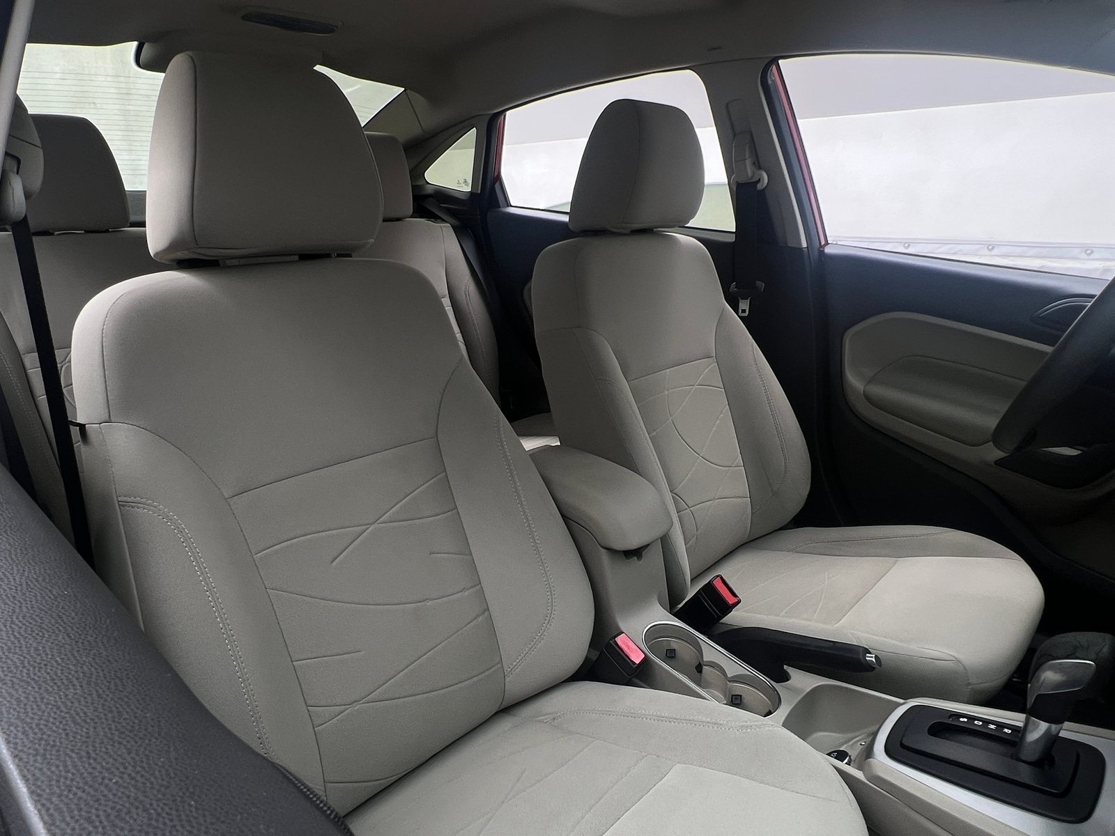 Thumbnail: 2015 Ford Fiesta - 2