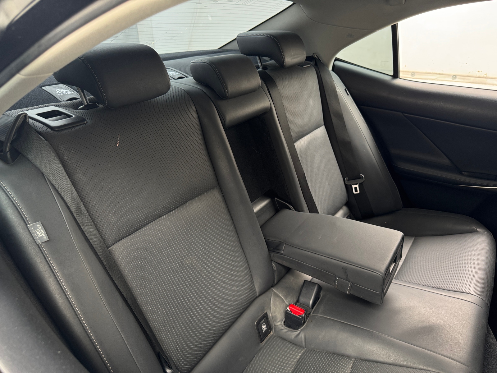Thumbnail: 2015 Lexus IS - 5