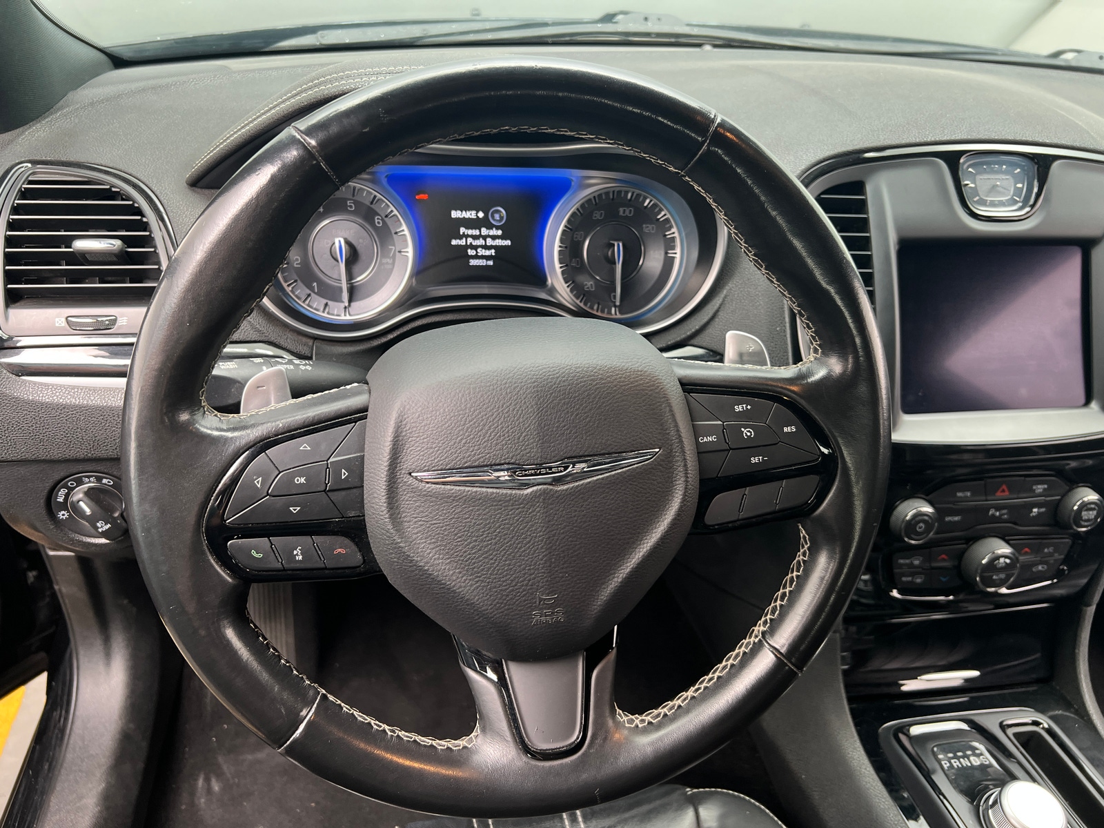 Thumbnail: 2021 Chrysler 300 - 4