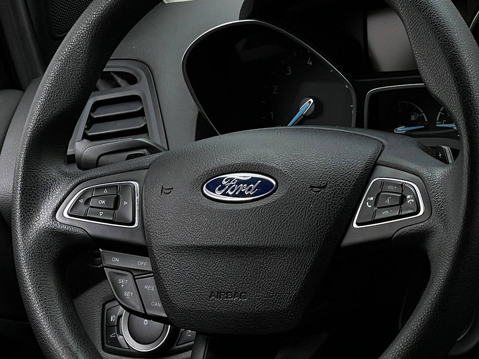 Thumbnail: 2017 Ford Escape - 5
