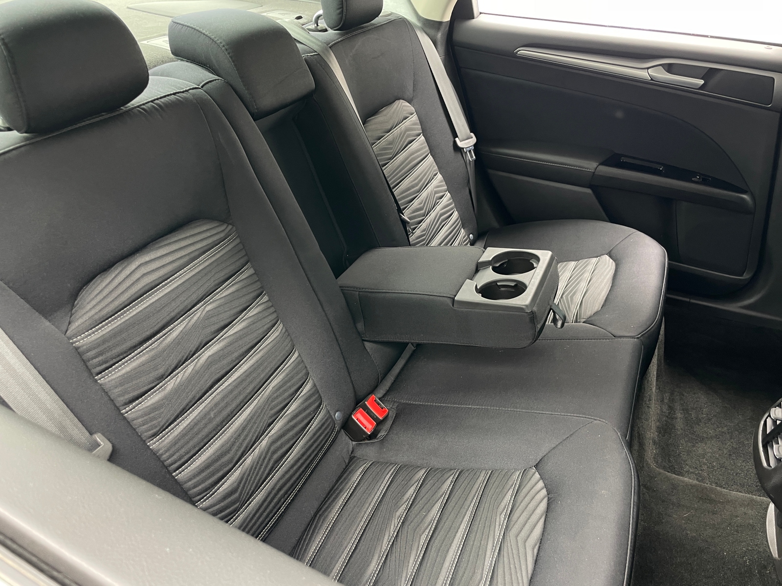 Thumbnail: 2016 Ford Fusion - 6