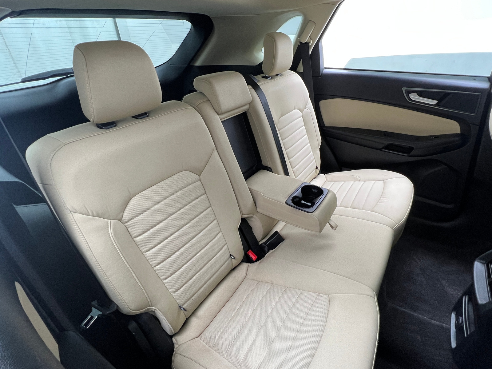 Thumbnail: 2020 Ford Edge - 6