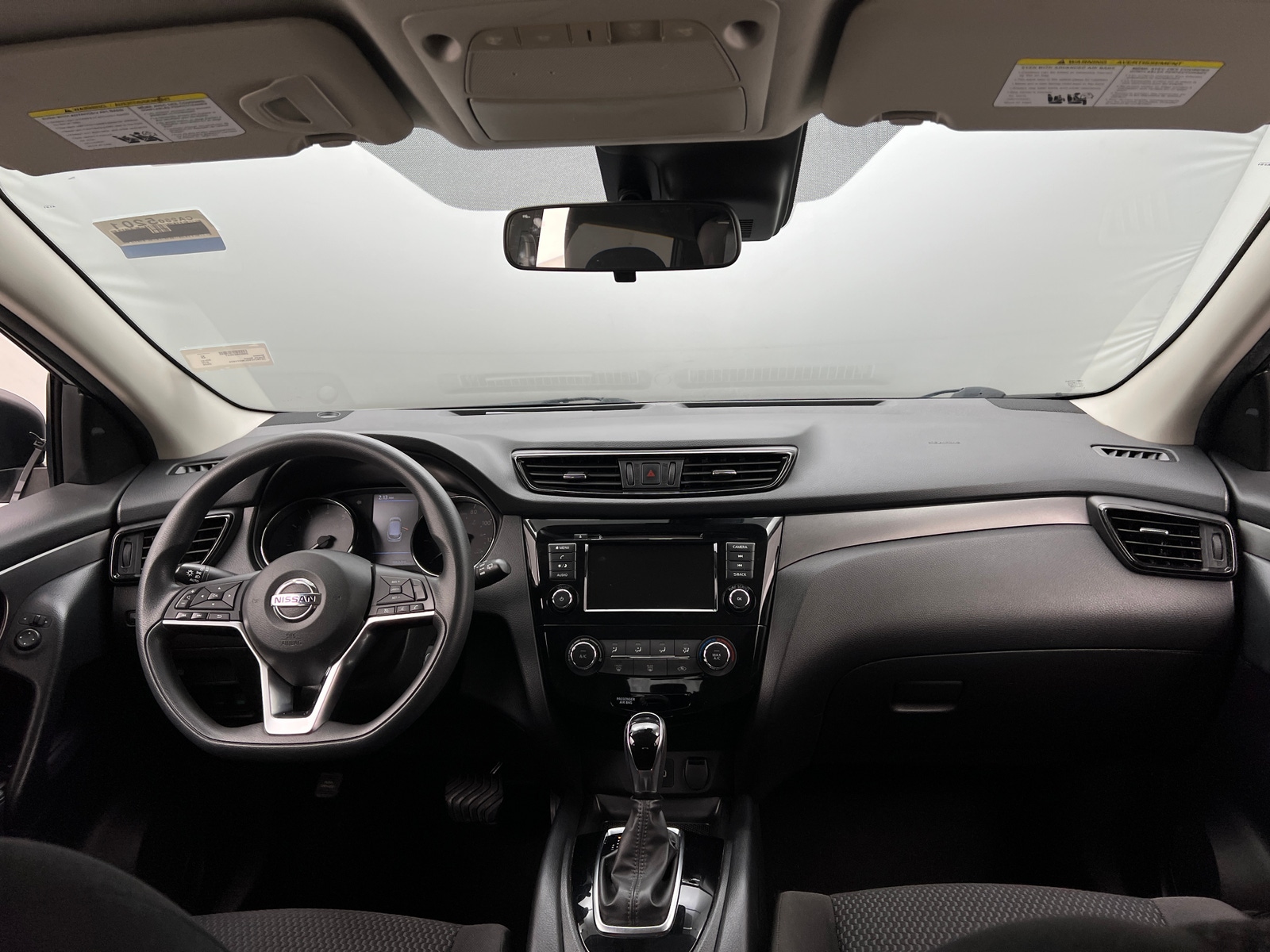 Thumbnail: 2020 Nissan Rogue Sport - 3
