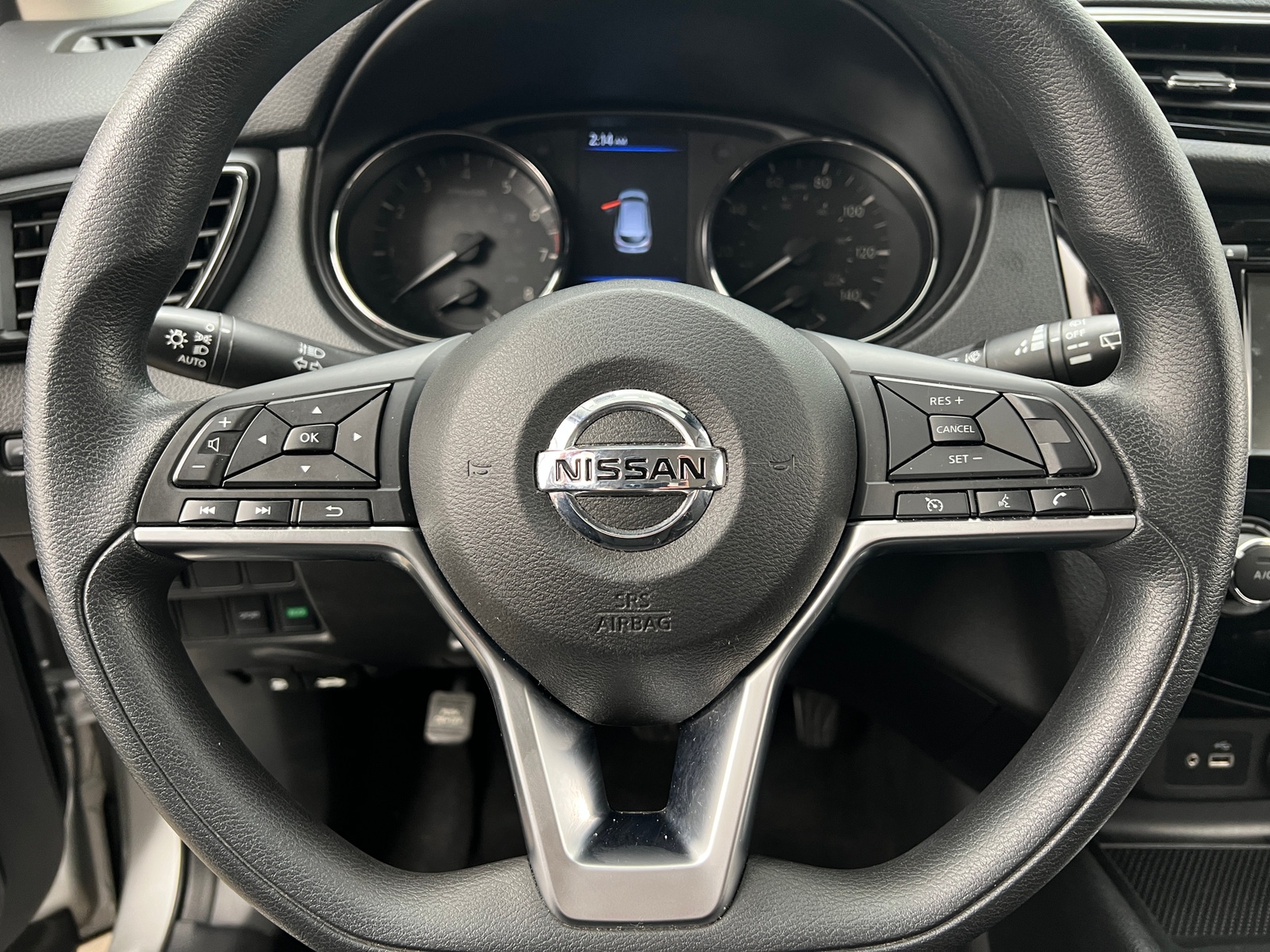 Thumbnail: 2020 Nissan Rogue Sport - 5