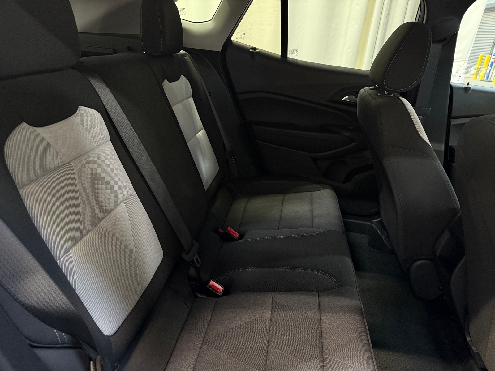 Thumbnail: 2025 Chevrolet Trax - 6