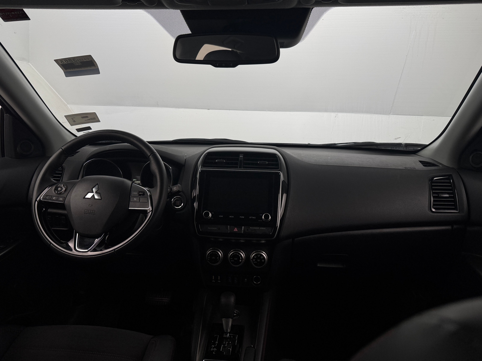 Thumbnail: 2024 Mitsubishi Outlander Sport - 3