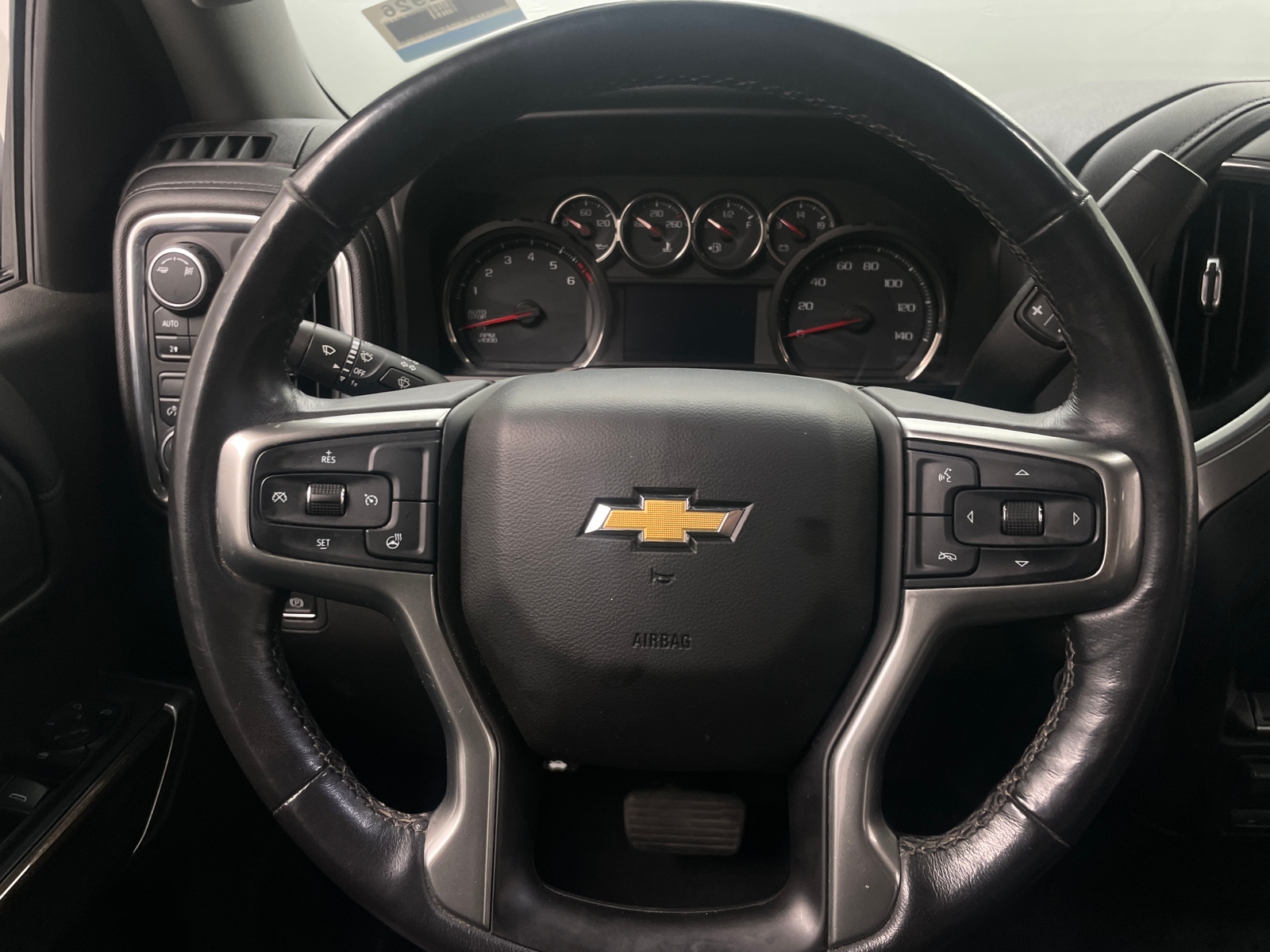 Thumbnail: 2019 Chevrolet Silverado 1500 - 5