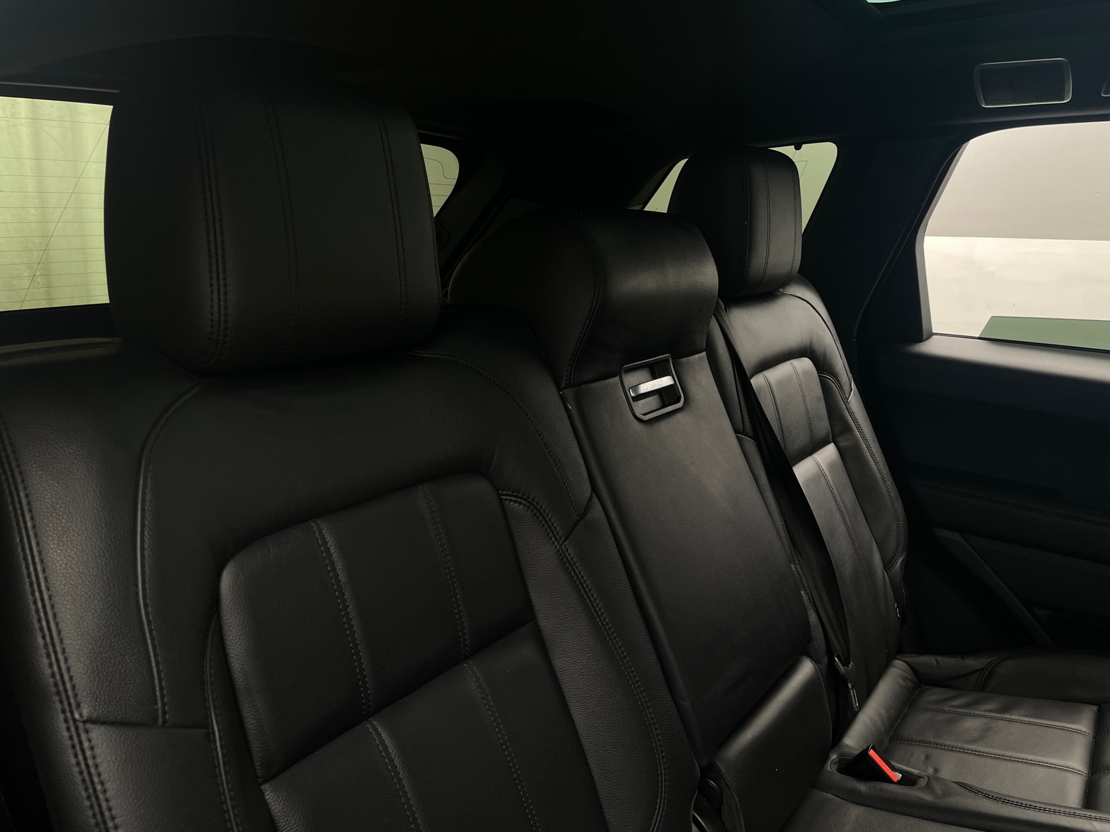 Thumbnail: 2018 Land Rover Range Rover Sport - 5