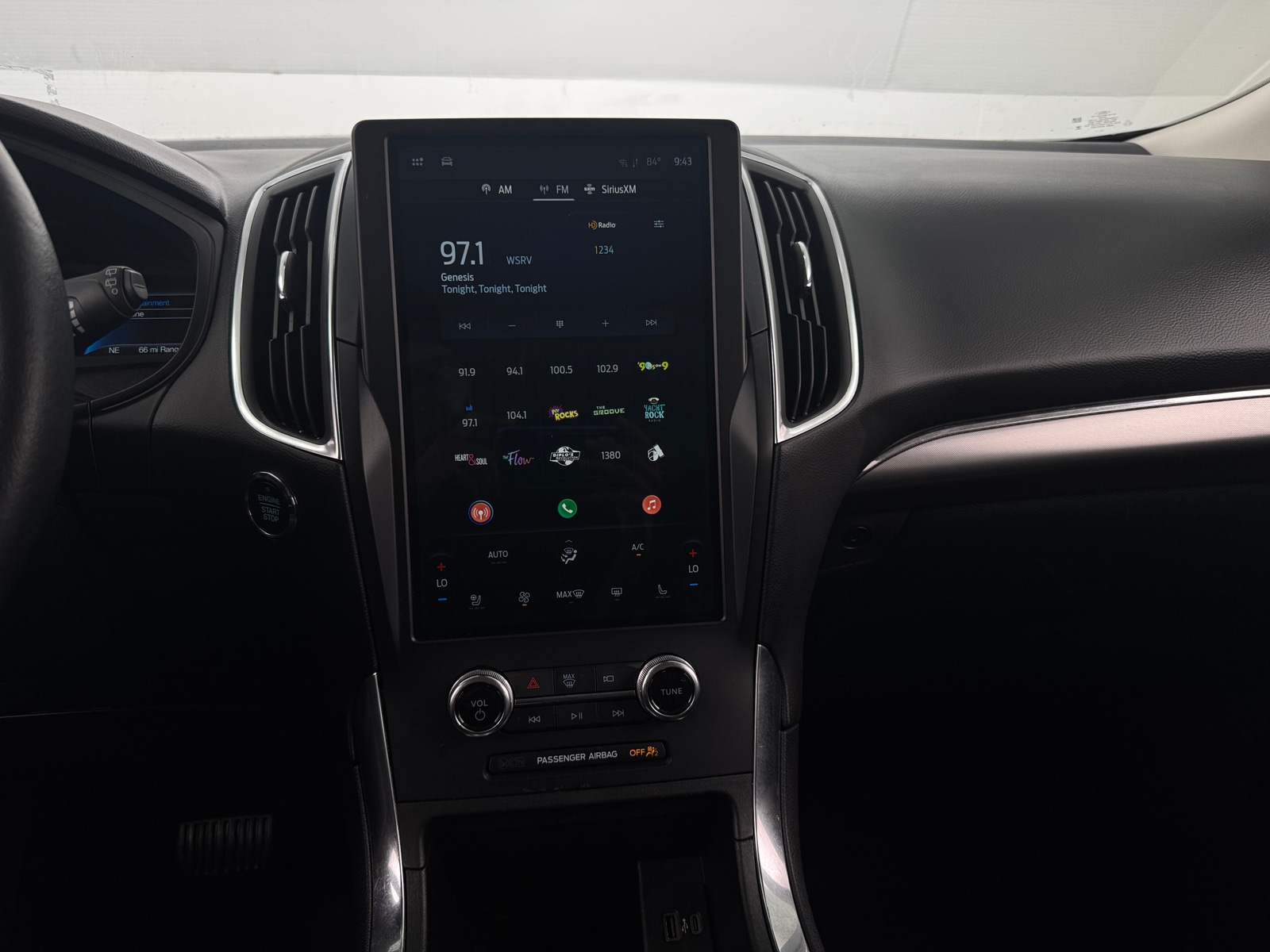 Thumbnail: 2024 Ford Edge - 3