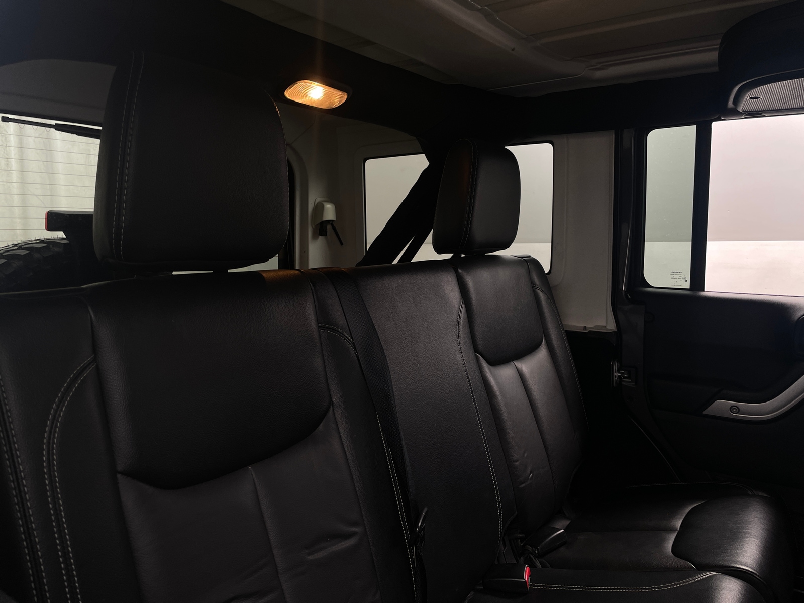 Thumbnail: 2016 Jeep Wrangler - 5