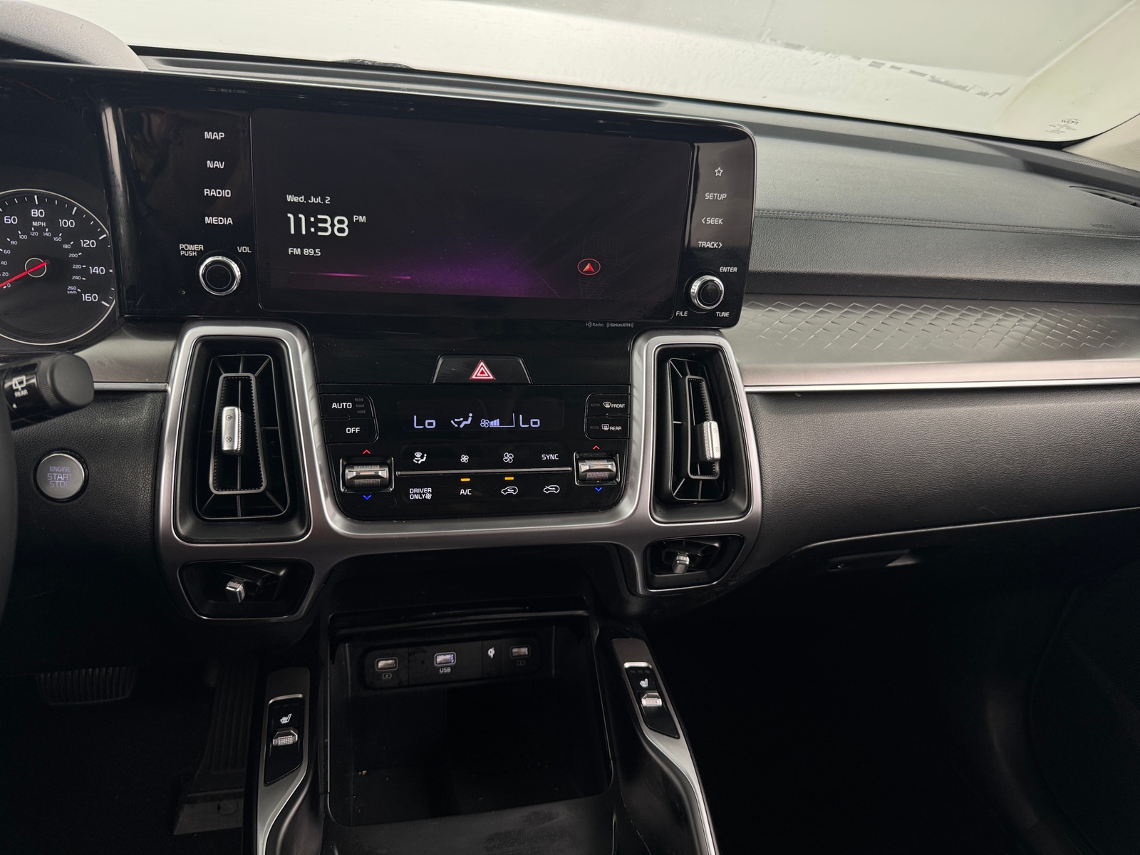Thumbnail: 2023 Kia Sorento - 3