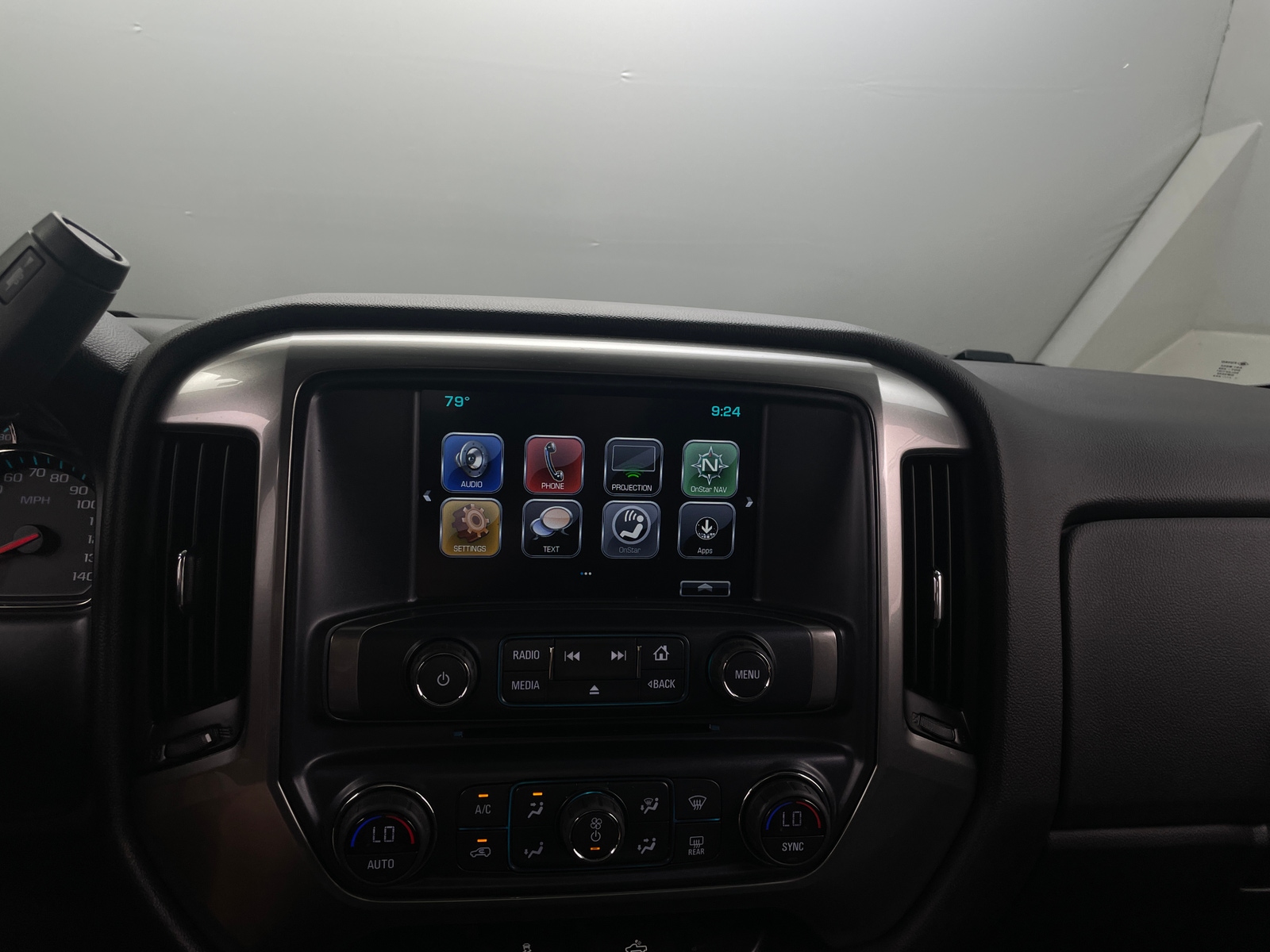 Thumbnail: 2019 Chevrolet Silverado 1500 - 4