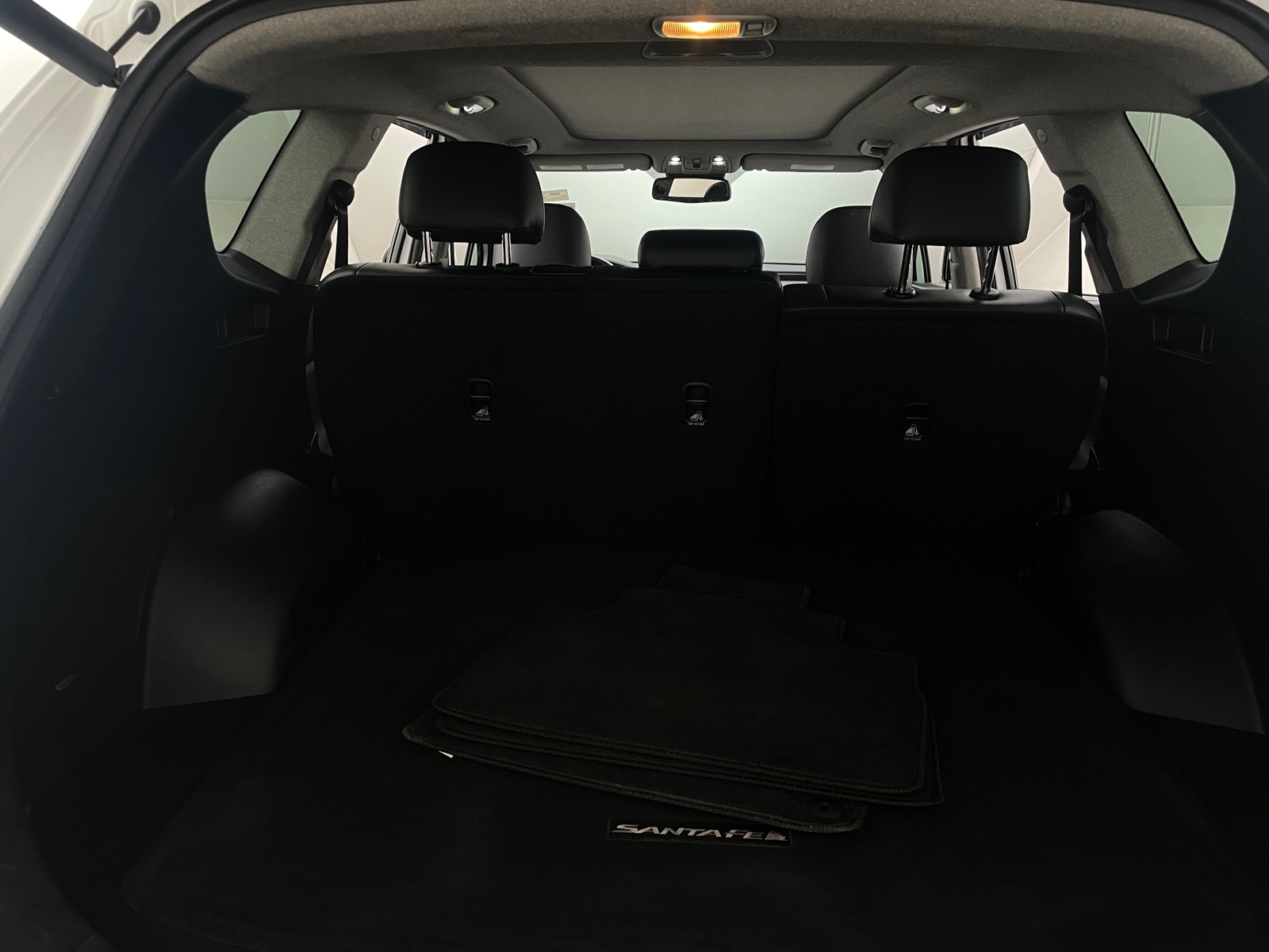 Thumbnail: 2019 Hyundai Santa Fe - 6