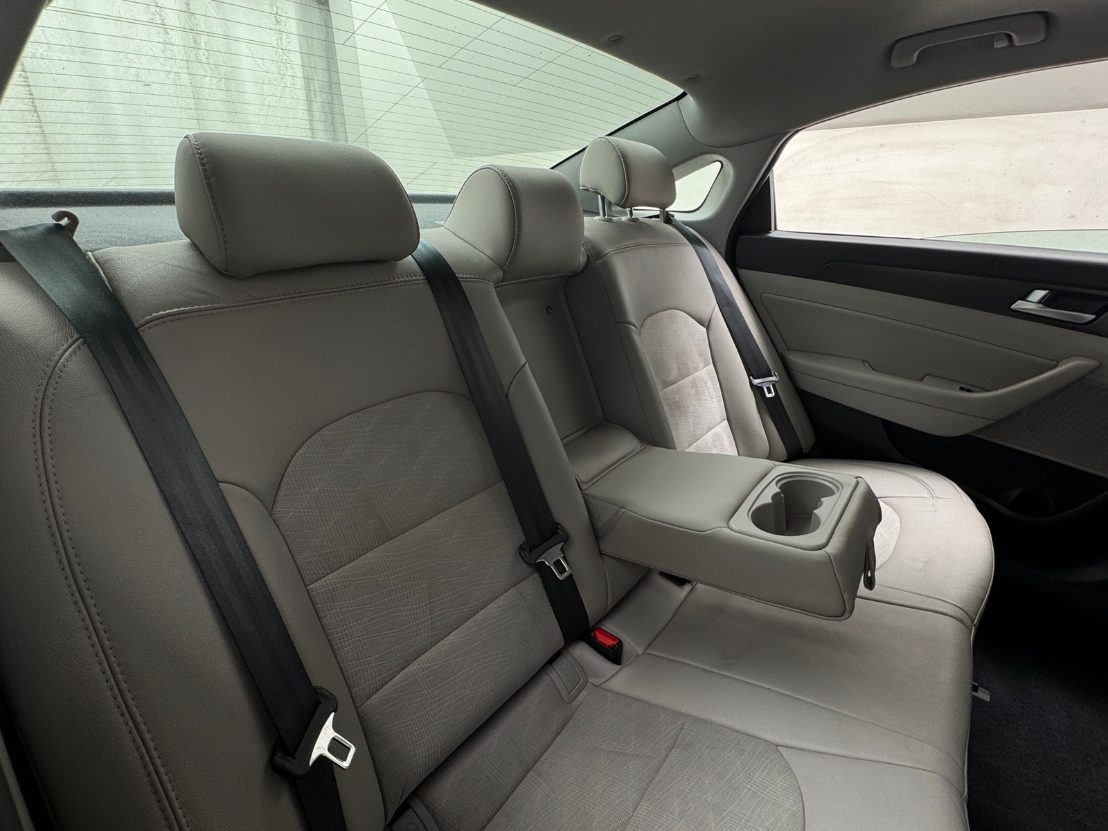 Thumbnail: 2016 Hyundai Sonata - 6