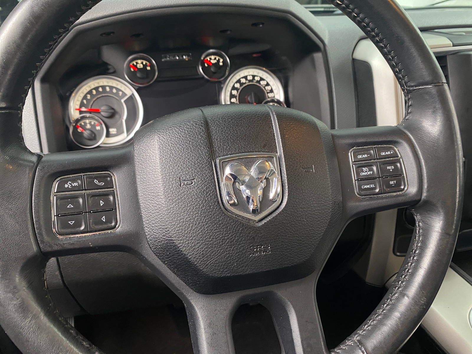 Thumbnail: 2019 RAM 1500 Classic - 5
