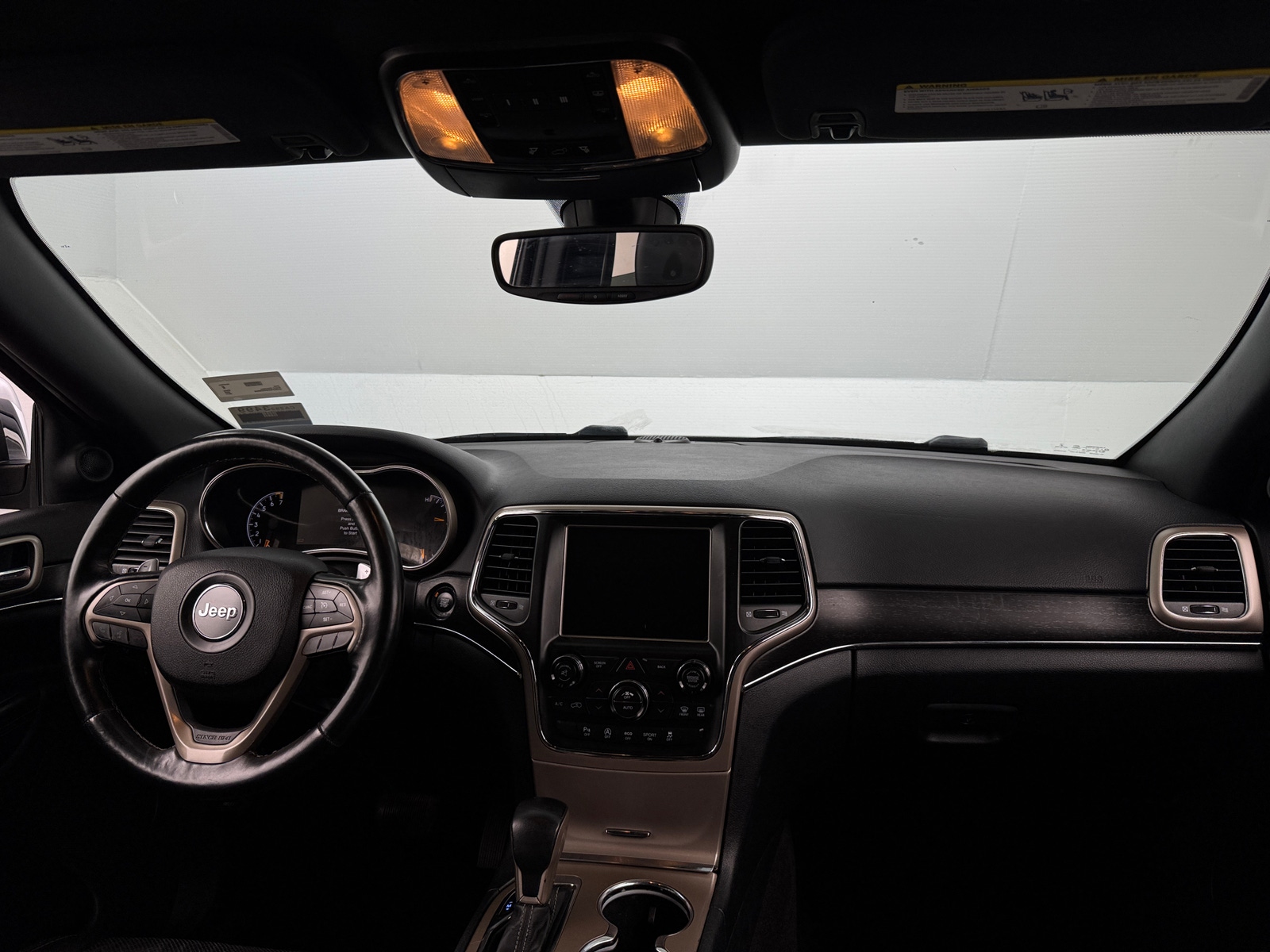 Thumbnail: 2017 Jeep Grand Cherokee - 2
