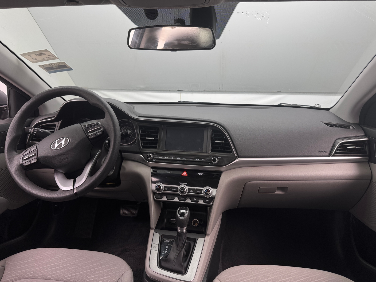 Thumbnail: 2020 Hyundai Elantra - 3
