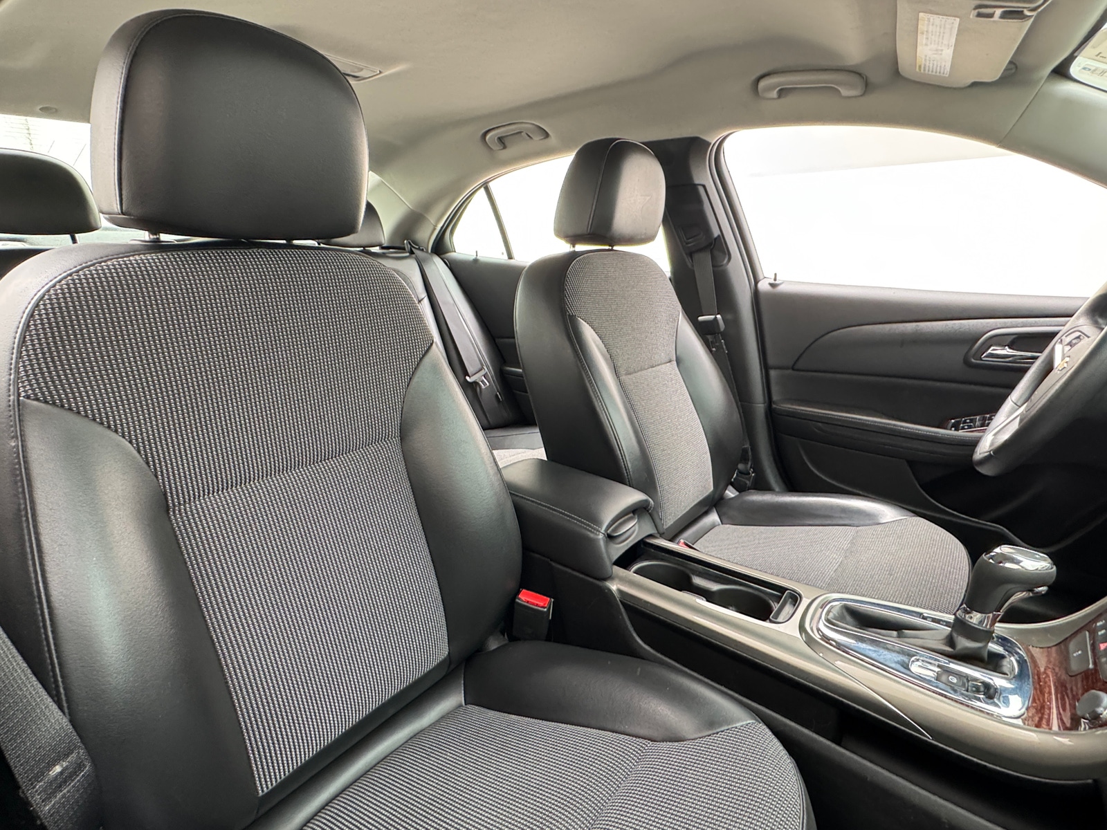 Thumbnail: 2013 Chevrolet Malibu - 2