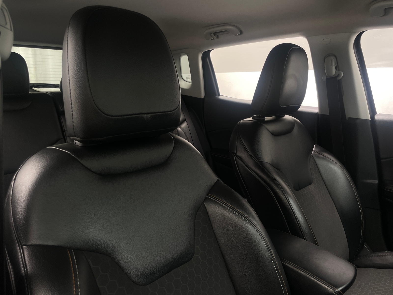 Thumbnail: 2018 Jeep Compass - 2