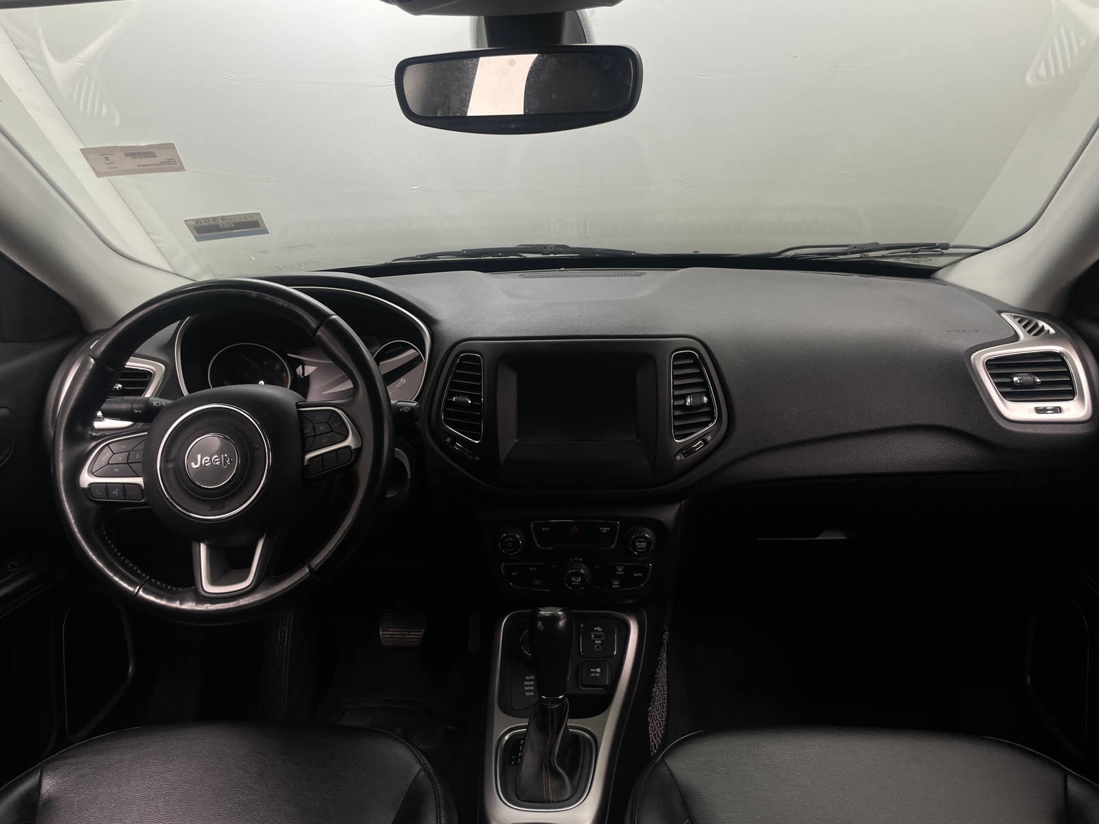 Thumbnail: 2018 Jeep Compass - 3