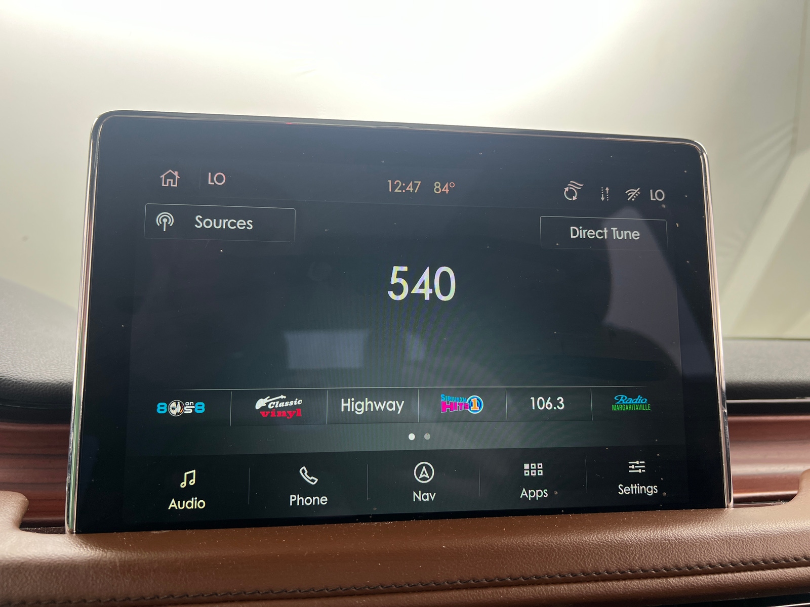 Thumbnail: 2022 Lincoln Aviator - 3