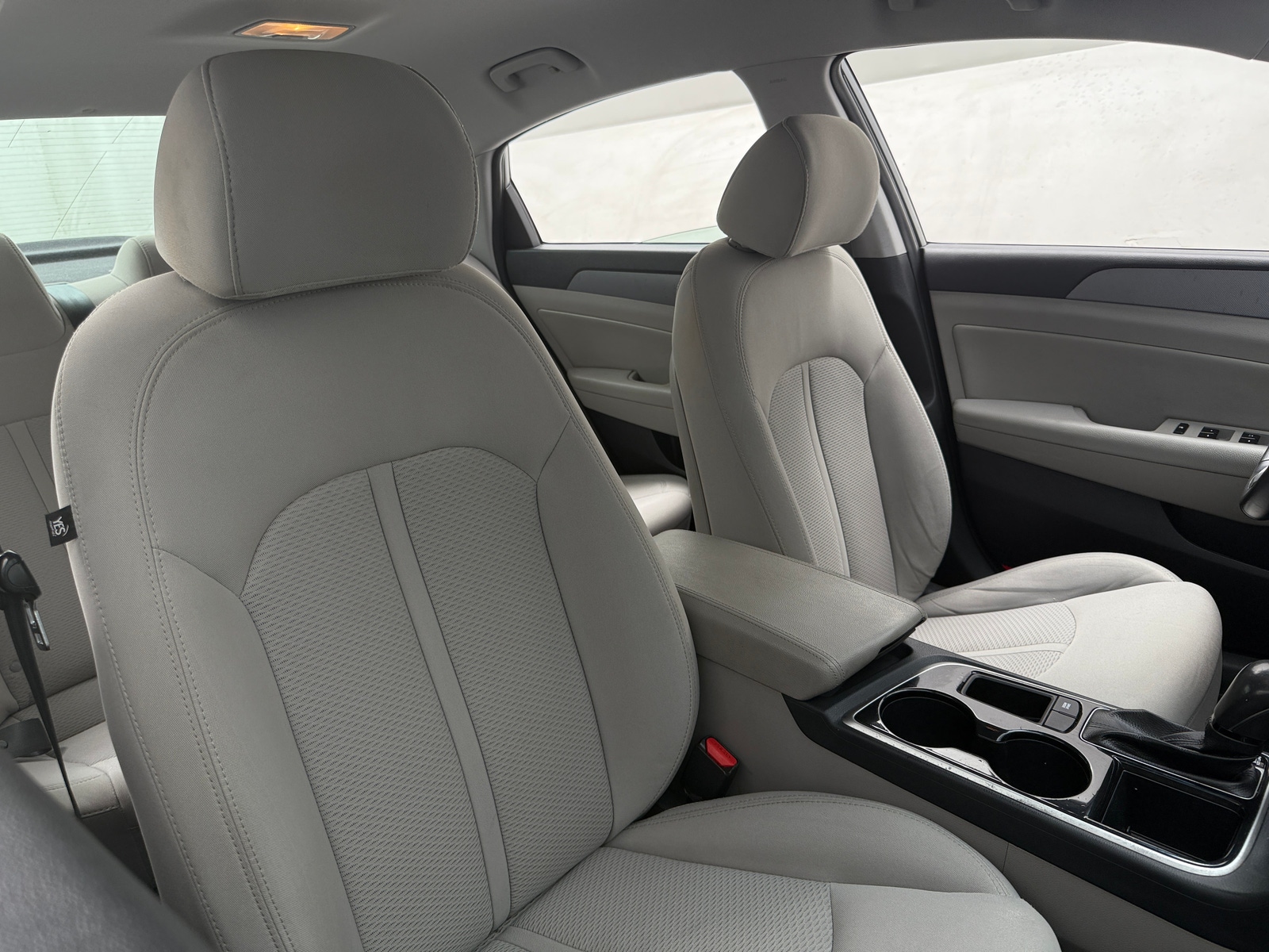 Thumbnail: 2018 Hyundai Sonata - 2
