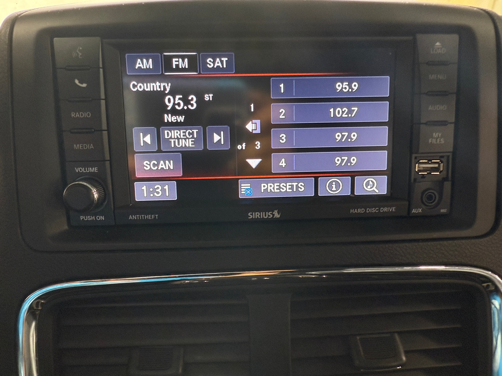 Thumbnail: 2019 Dodge Grand Caravan - 3