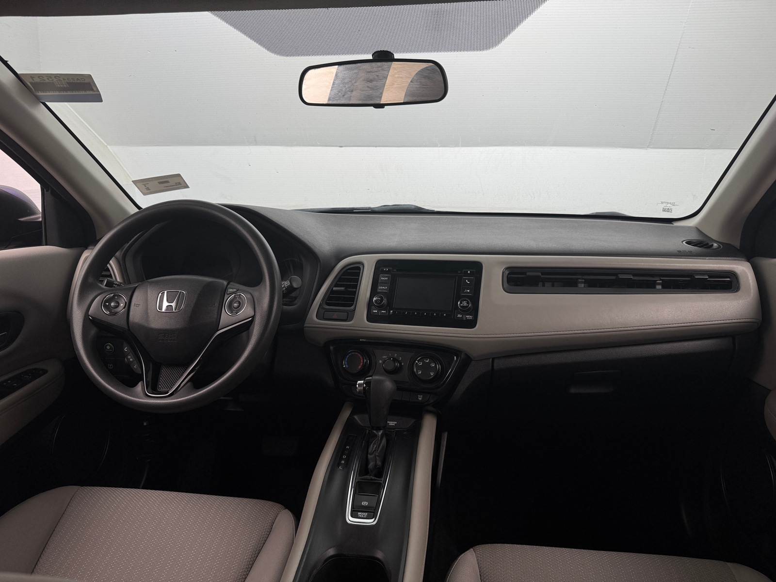 Thumbnail: 2016 Honda HR-V - 3