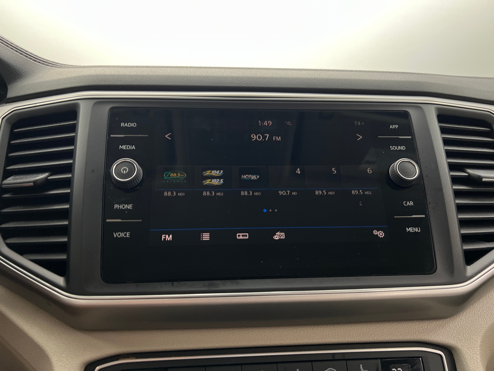 Thumbnail: 2019 Volkswagen Atlas - 3