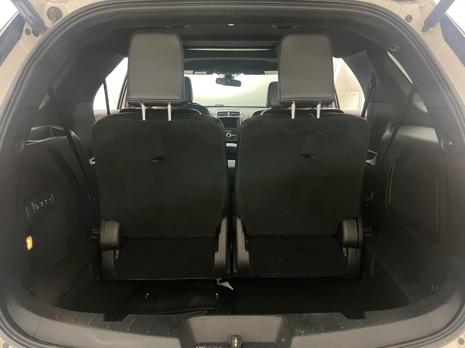 Thumbnail: 2018 Ford Explorer - 6