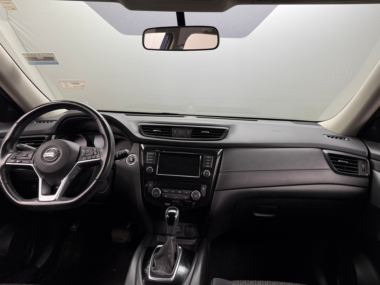 Thumbnail: 2018 Nissan Rogue - 3