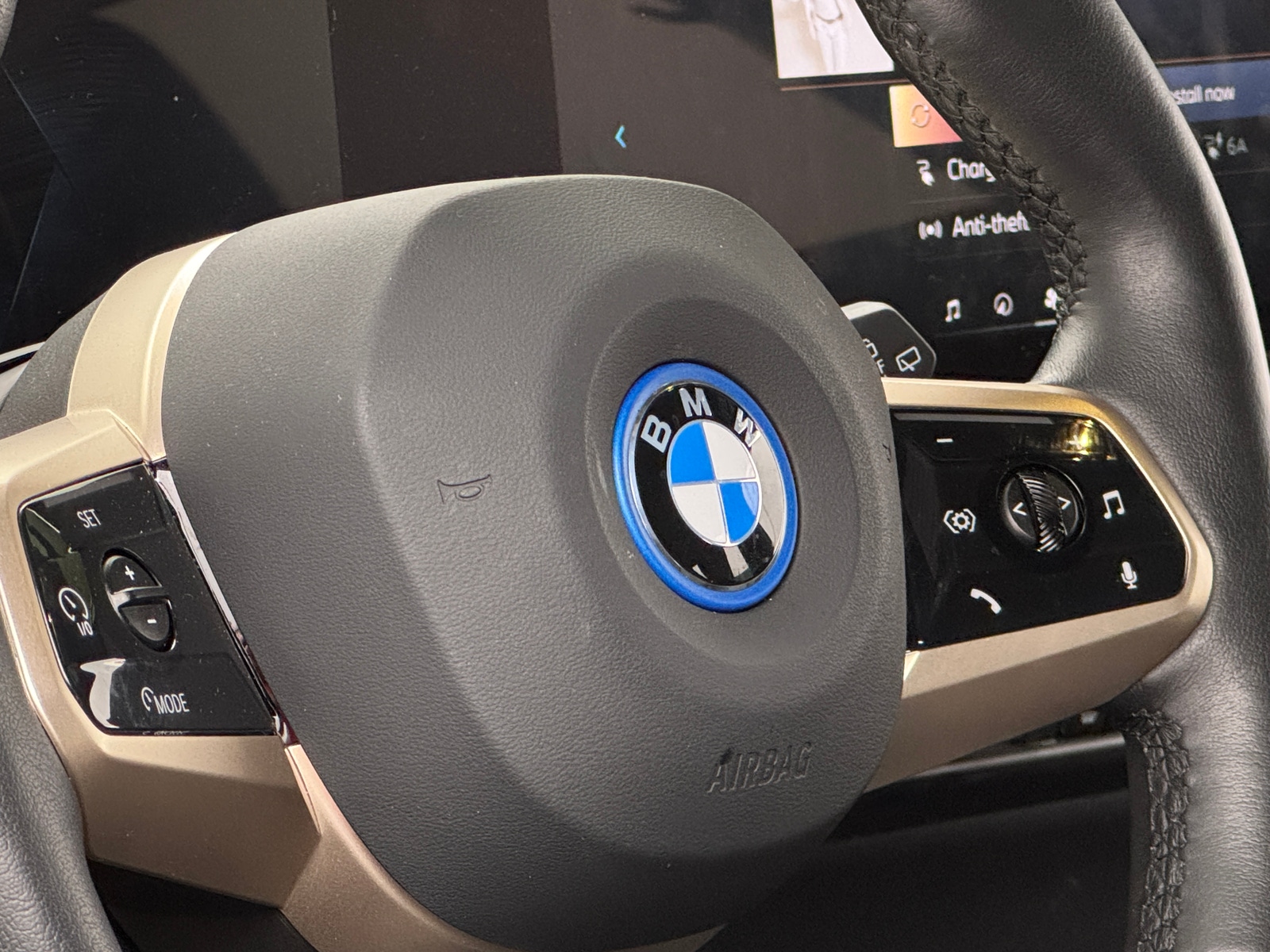 Thumbnail: 2025 BMW iX - 4