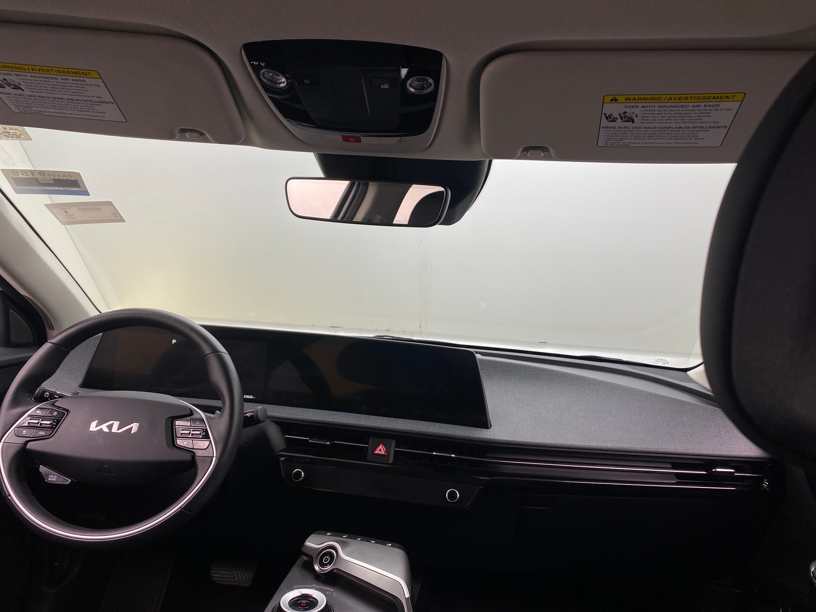 Thumbnail: 2022 Kia EV6 - 2