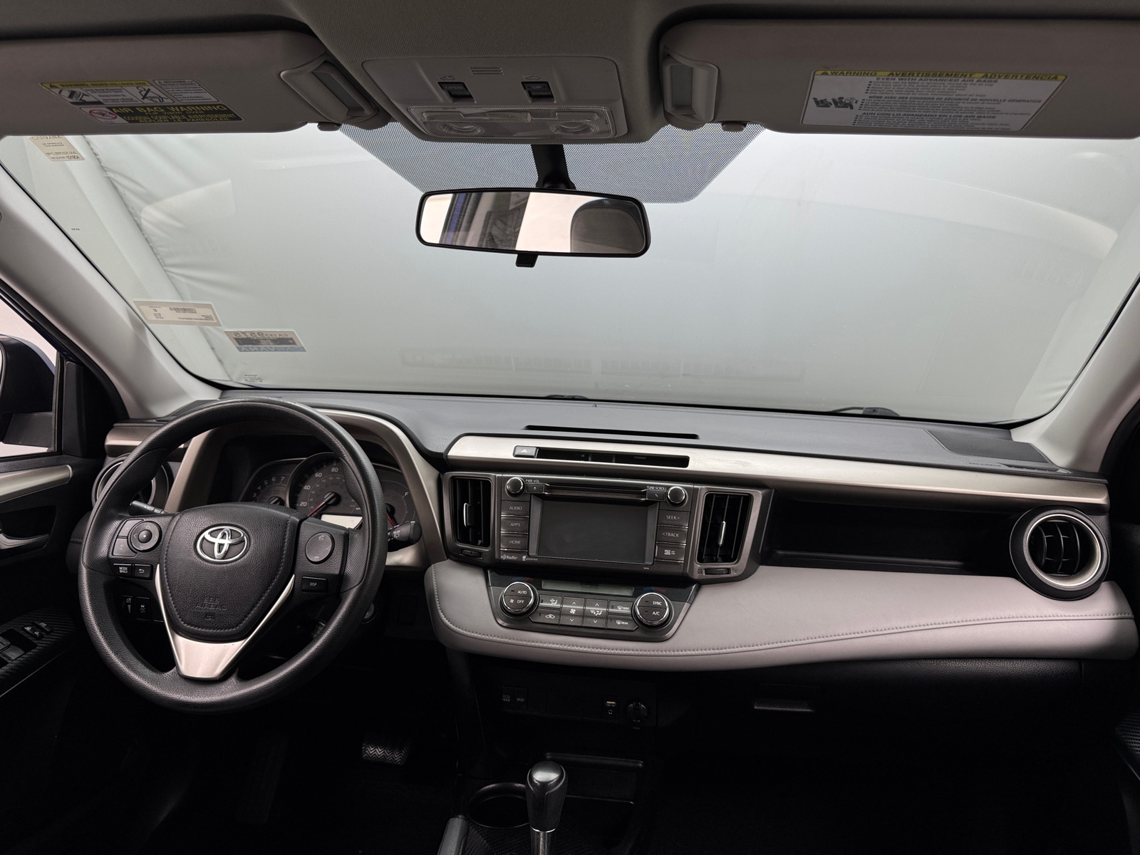 Thumbnail: 2015 Toyota RAV4 - 3