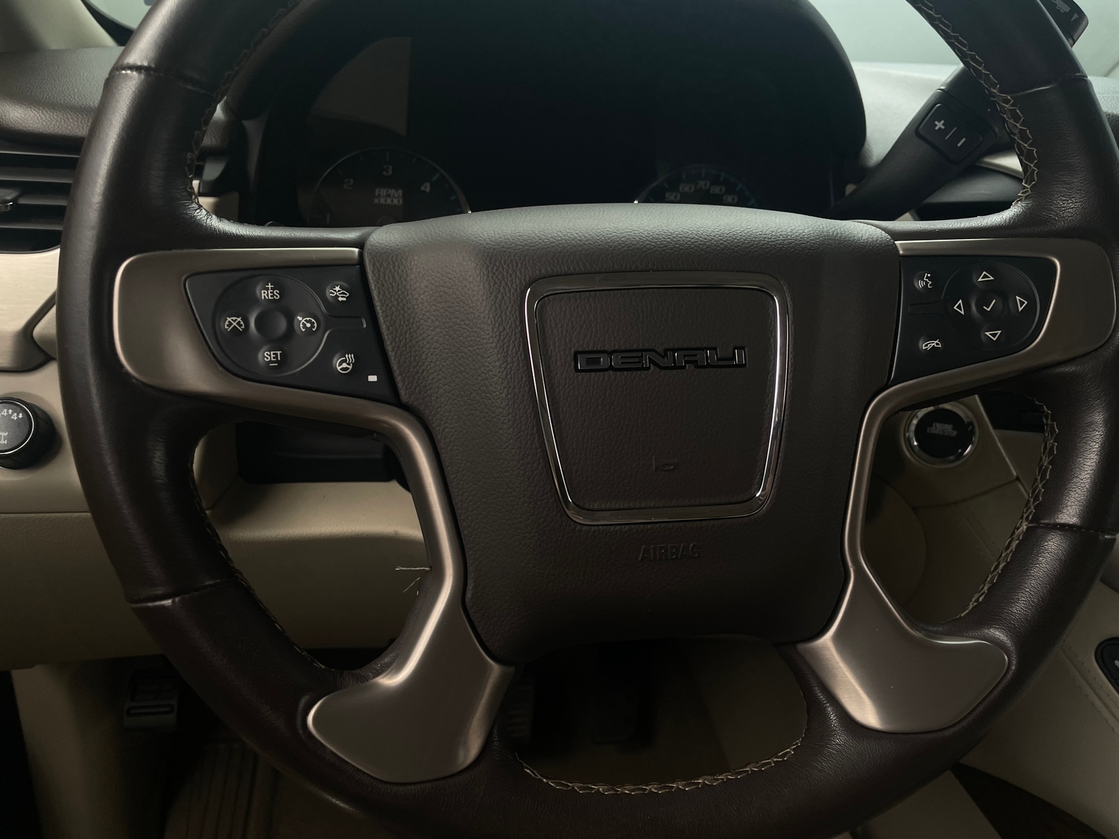 Thumbnail: 2020 GMC Yukon XL - 5