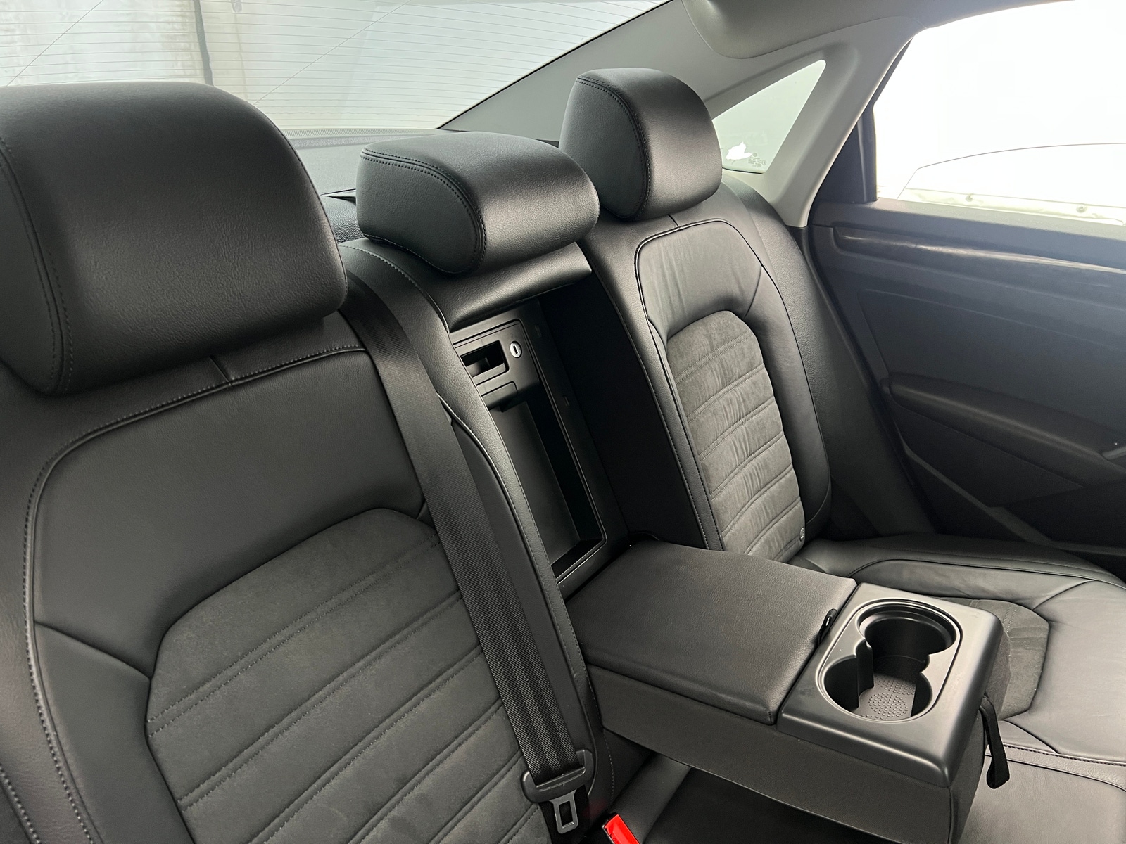 Thumbnail: 2015 Volkswagen Passat - 5