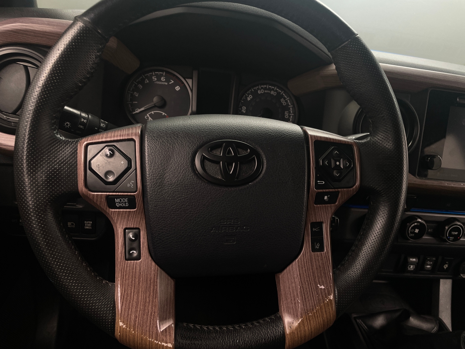 Thumbnail: 2018 Toyota Tacoma - 5