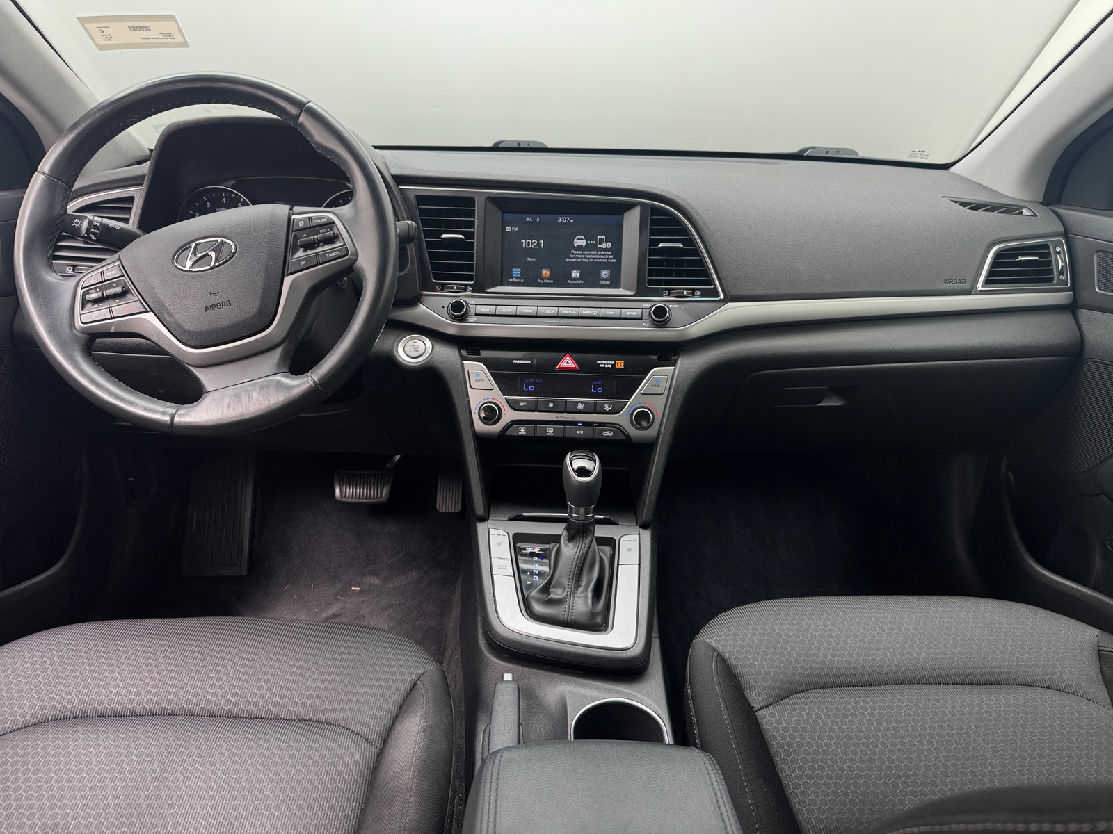 Thumbnail: 2017 Hyundai Elantra - 3