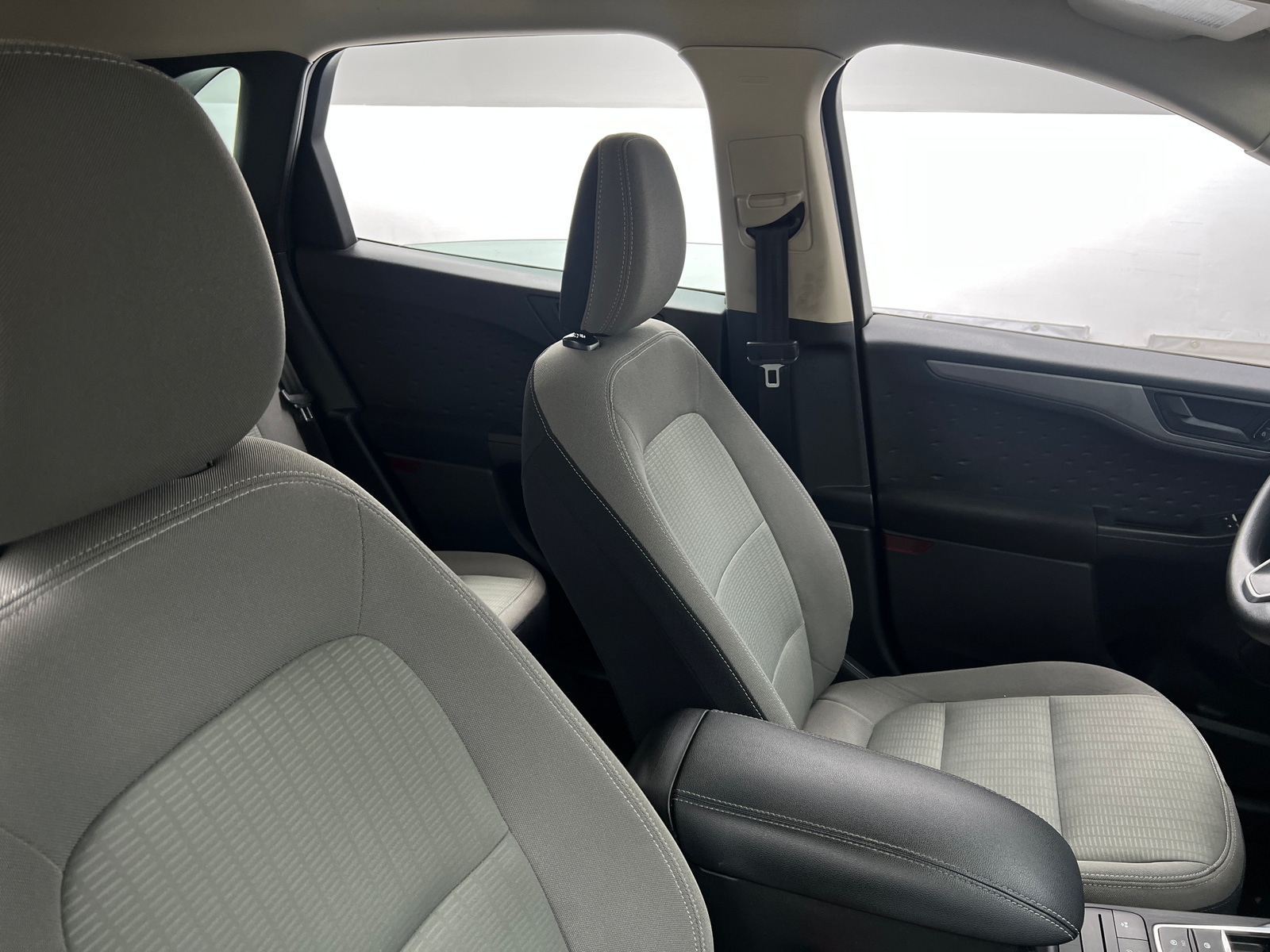 Thumbnail: 2020 Ford Escape - 2
