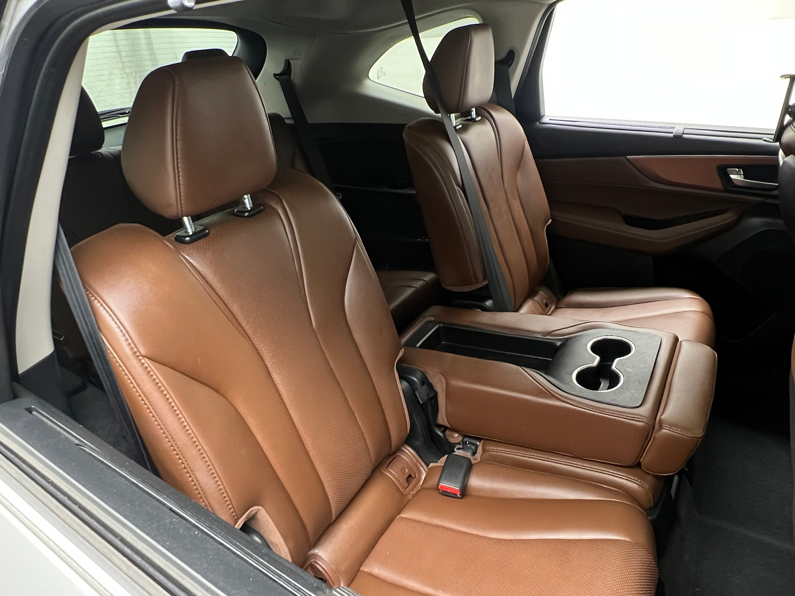 Thumbnail: 2022 Acura MDX - 5