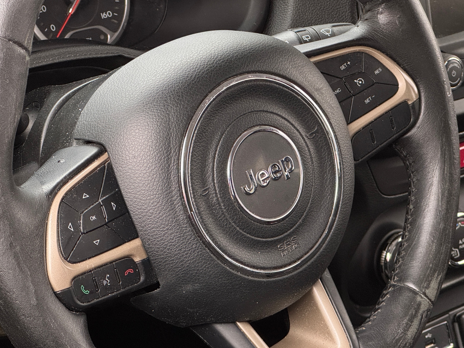 Thumbnail: 2017 Jeep Renegade - 5