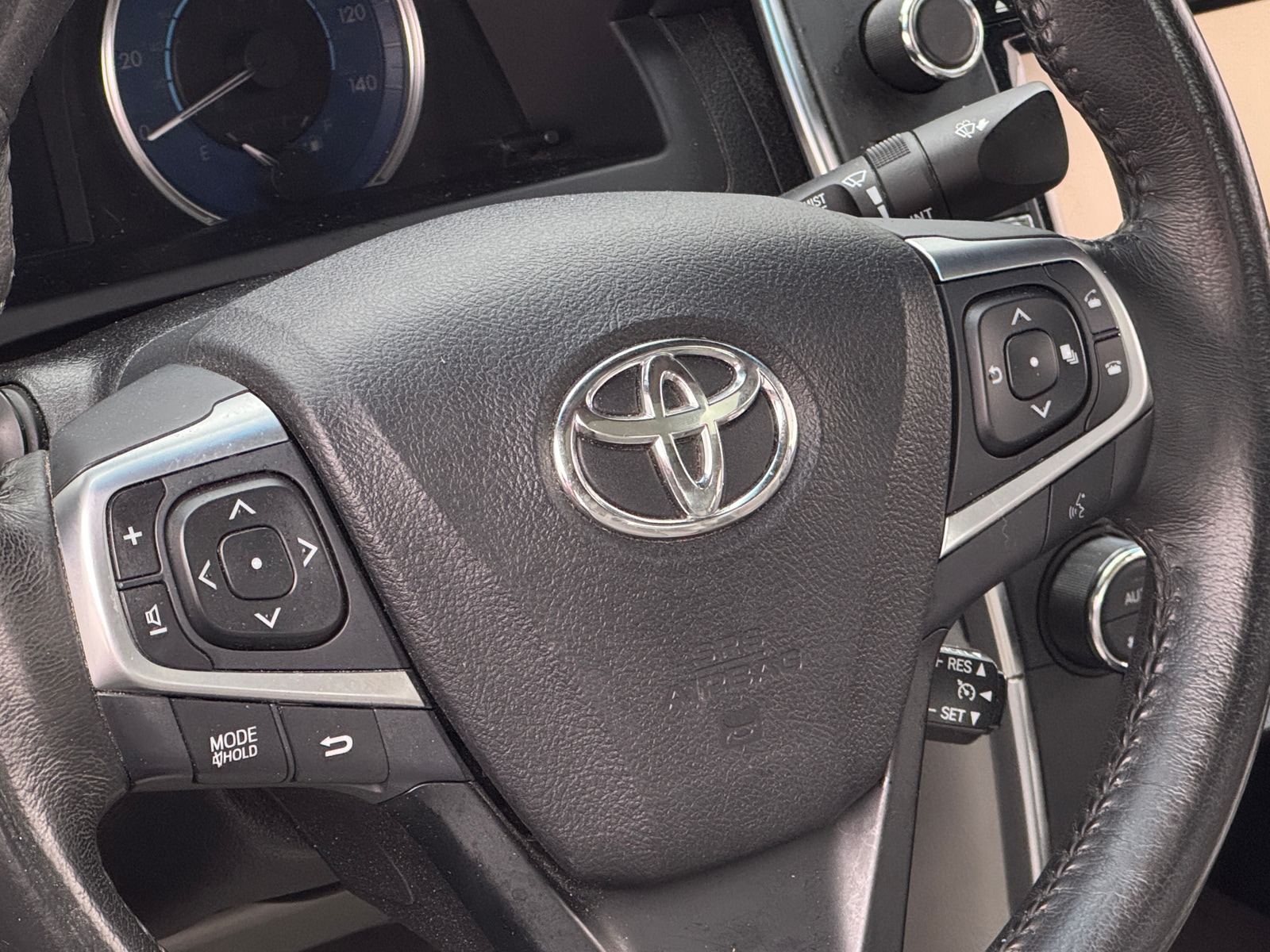 Thumbnail: 2017 Toyota Camry - 5