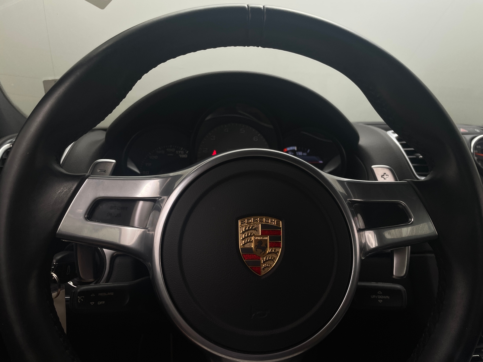 Thumbnail: 2015 Porsche Cayman - 4