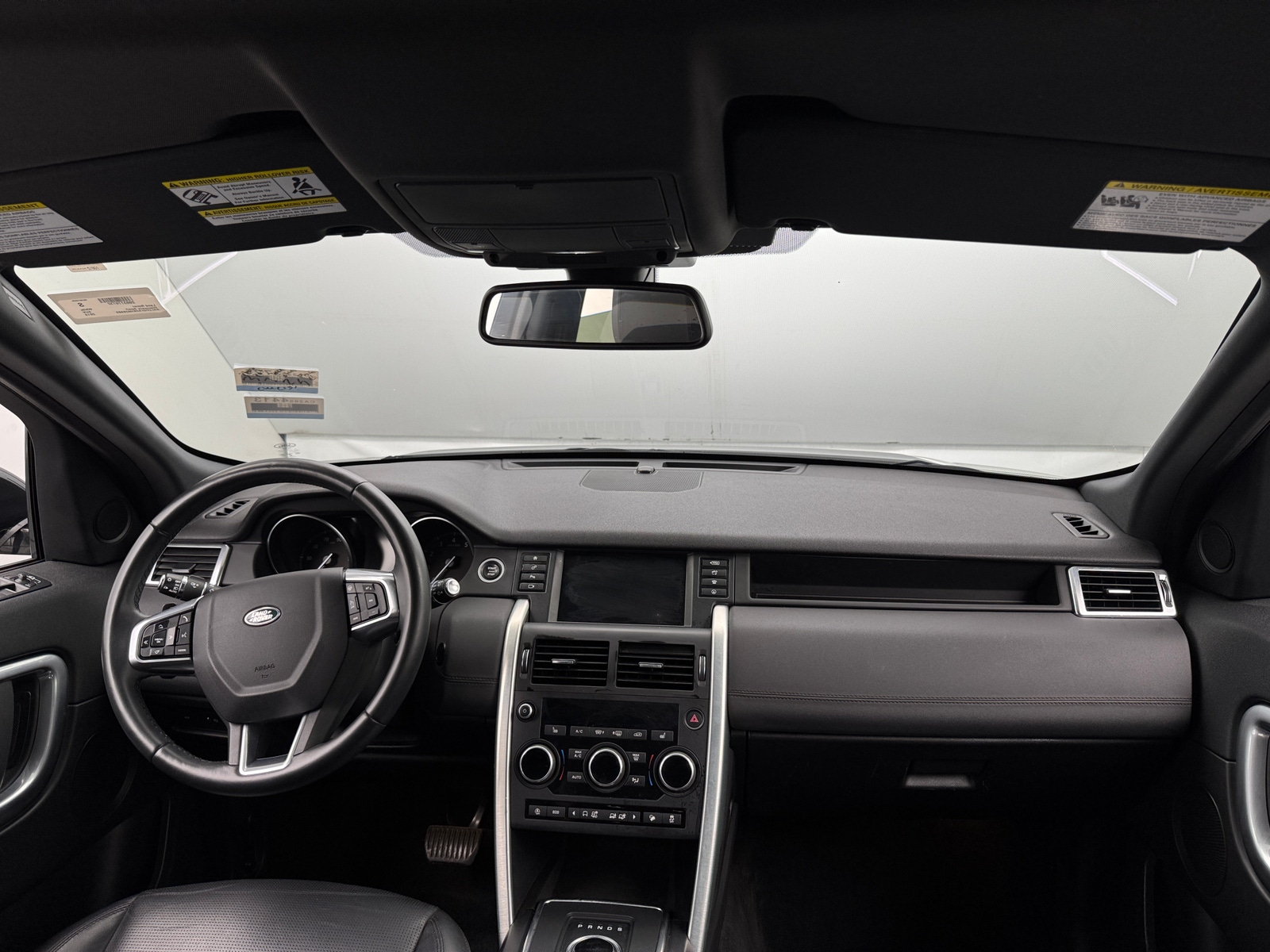 Thumbnail: 2019 Land Rover Discovery Sport - 2