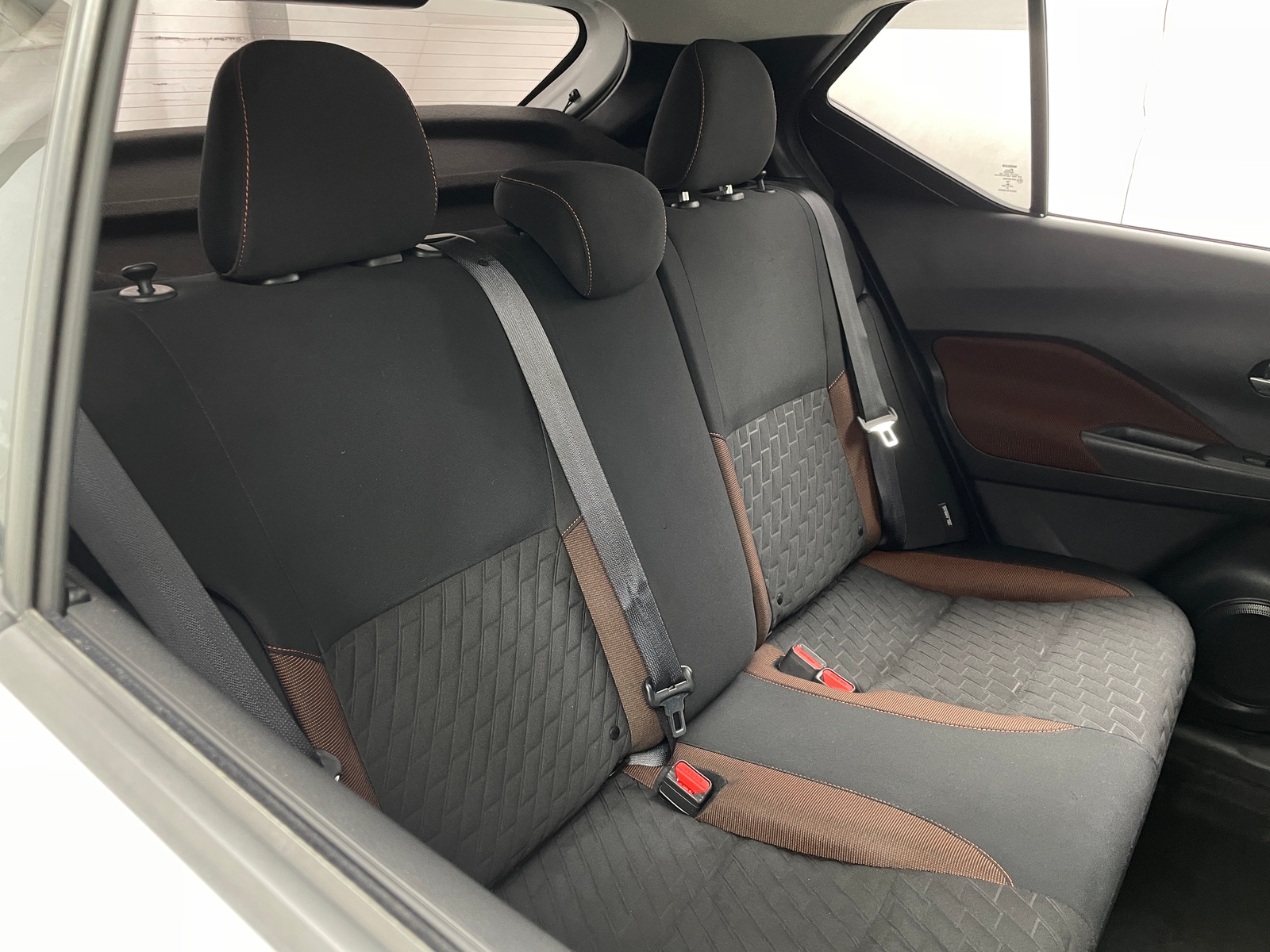 Thumbnail: 2021 Nissan Kicks - 6