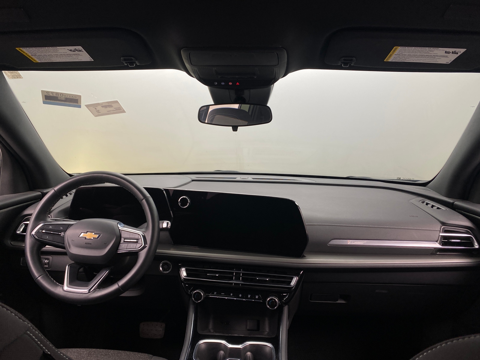 Thumbnail: 2024 Chevrolet Traverse - 3