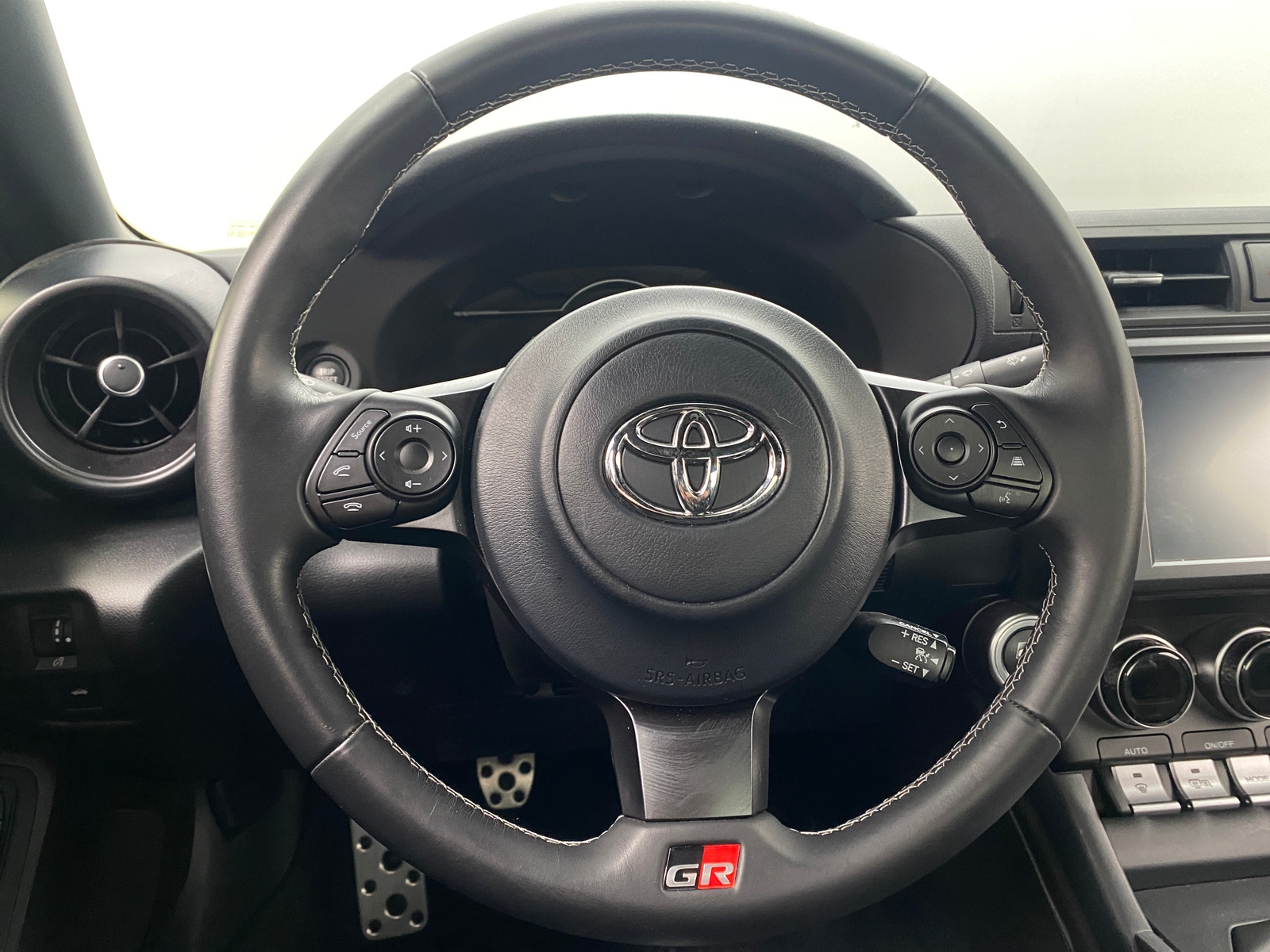 Thumbnail: 2024 Toyota GR86 - 4